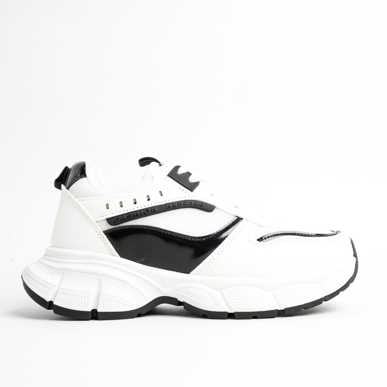 Fusion – Black & White